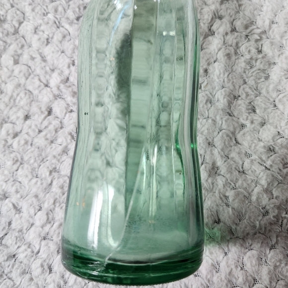 VINTAGE Set of Glass Soda Bottles 7up & Coke - Picture 9 of 14